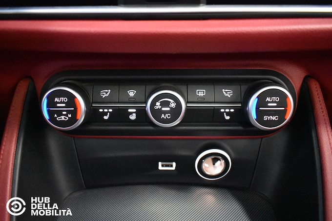 ALFA ROMEO Stelvio 2.2 Turbodiesel 210 CV AT8 Q4 Super